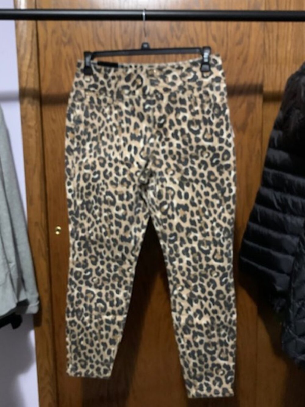 NWT Thalia Sodi animal print jeans